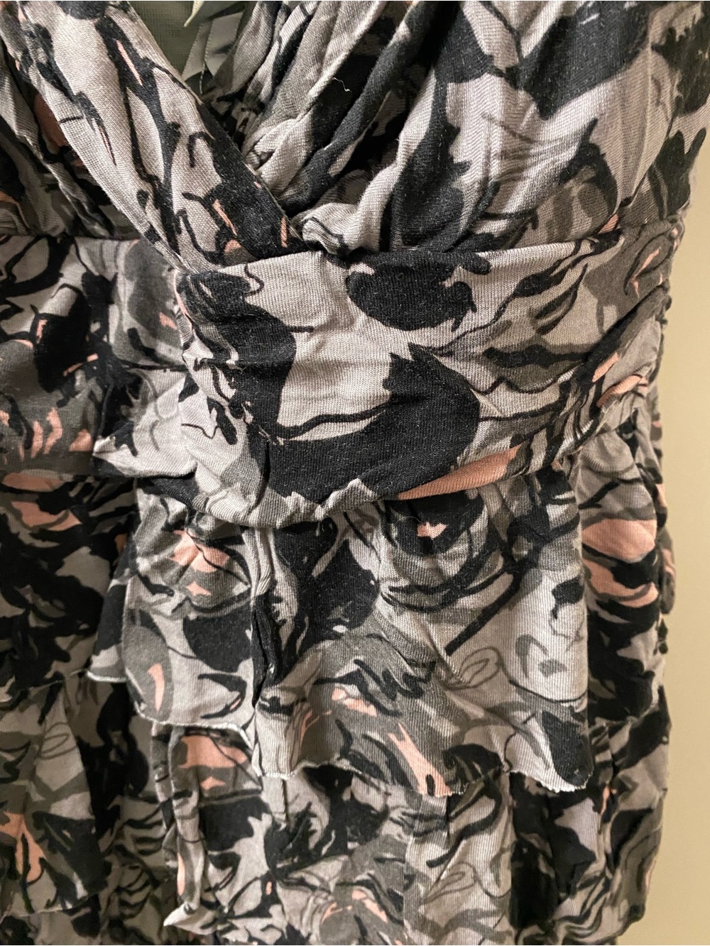 Dynamite Floral Ruffled Top - Picture 3 of 4